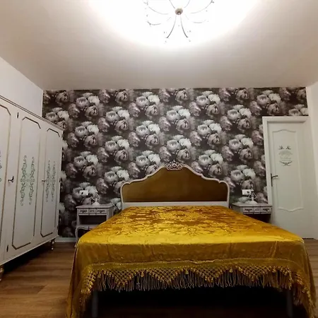 Il Glicine 2 לינה וארוחת בוקר *