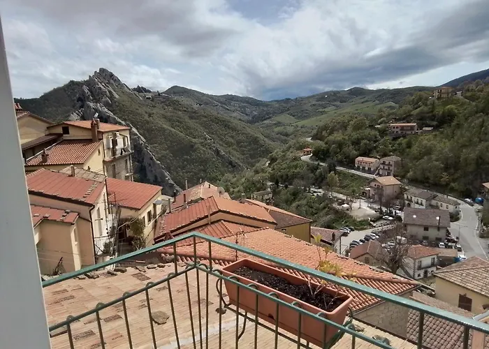 Il Glicine 2 3* Castelmezzano