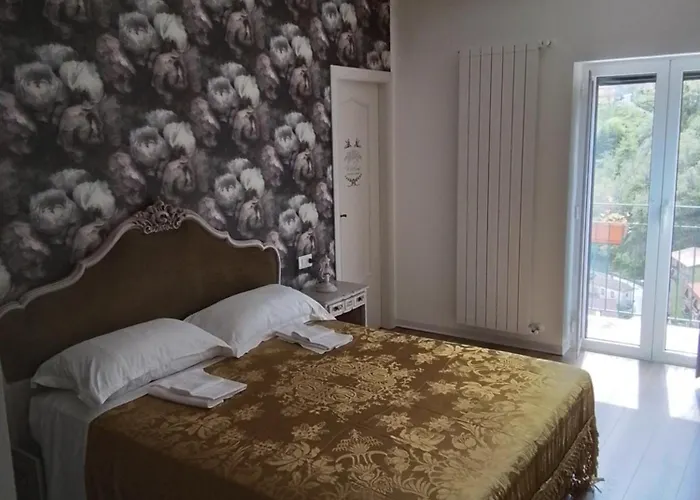 Il Glicine 2 Bed & Breakfast